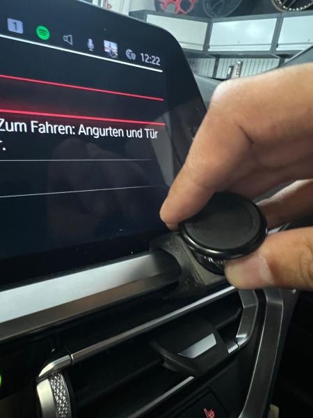 Handyhalter passend zu BMW 3er +4er G-Modelle Made in GERMANY inkl. Magnethalterung 360° Dreh-Schwenkbar!!